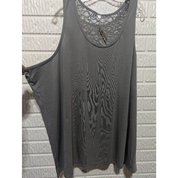 Cacique Women's Gray Lace Edge Sleeveless Boat Neck Top Size 26/28 NWT - Picture 4 of 6